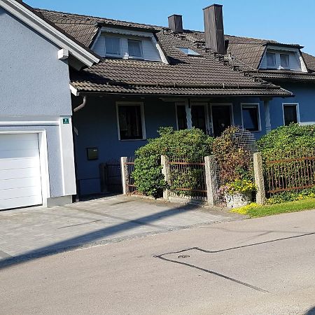 Ferienwohnung Robl Roetz Bagian luar foto