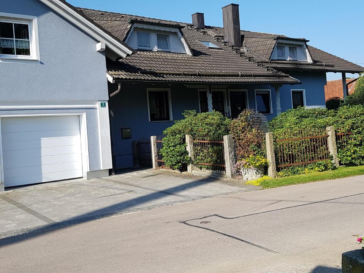 Ferienwohnung Robl Roetz Bagian luar foto