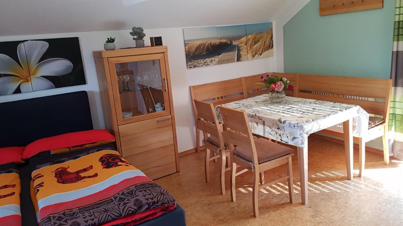 Ferienwohnung Robl Roetz Bagian luar foto